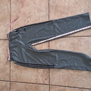 COPY - Boys Adidas jogger pant XL 18/20